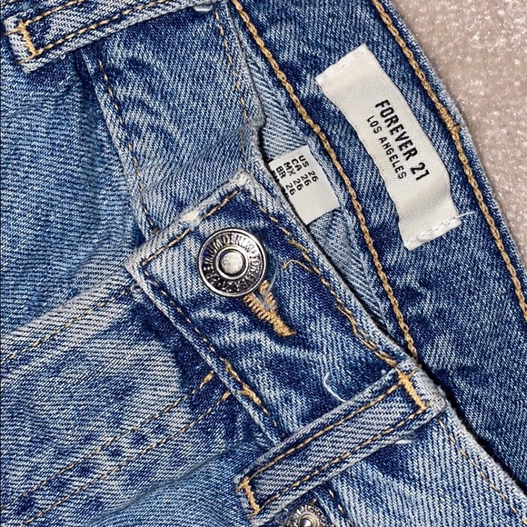 Forever21 Med/Light-Wash High-Waisted Ripped Jeans - Picture 4 of 4